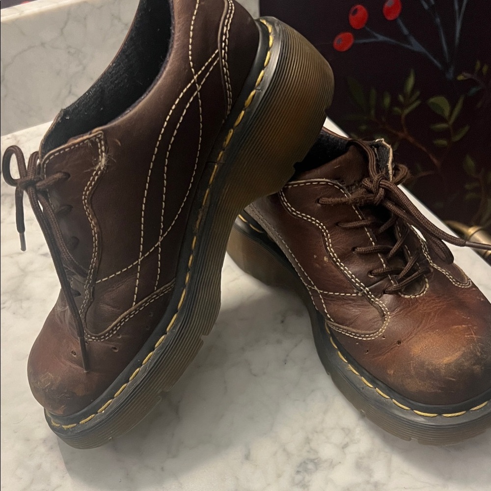 Vintage Dr Martens Oxfords